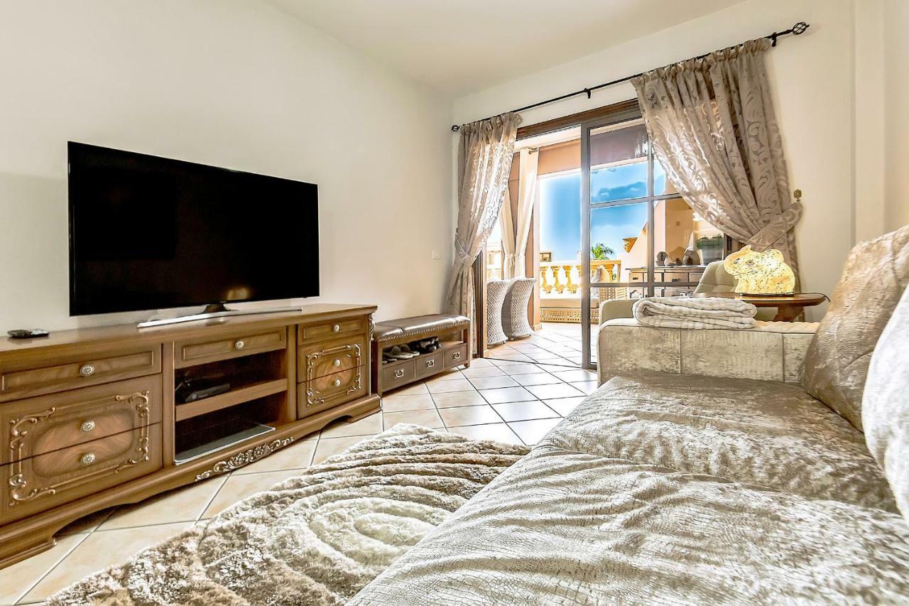 Apartment Elite Palace 阿德耶 外观 照片